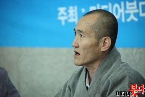 법응 스님.jpg