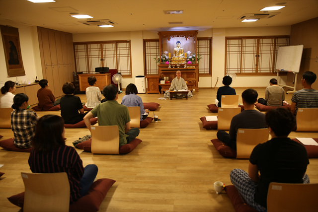 수요 마음쉼 명상교실 7기사진(2).jpg