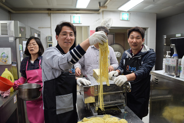 (주)한탑 창립 60주년 기념 봄날의동행 행사 (2).jpg
