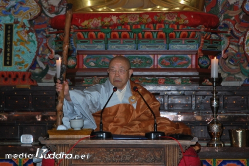 ������ ���� ���� ������ 6�� ���� �ųⱳ�ø� ������ �ִ�. ����=������ �ѹ��� ����