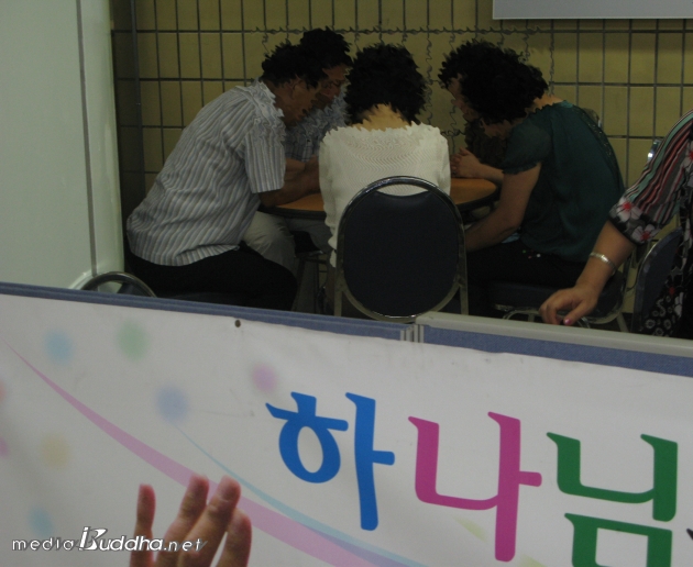 ȸŵ Ȱ Ϳ   ⵵ ϰ ִ.