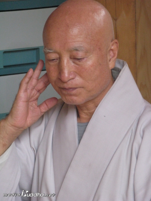 �����Ѹ� ������ ���忡 �ߴ�� ���� ����