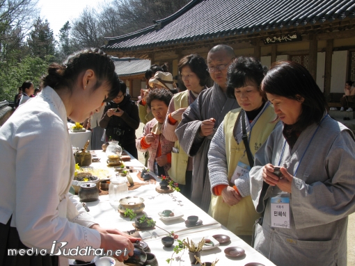 ���������� ����, ����, ��ȭ�� �� �پ��� ������ ������ �ִ�.