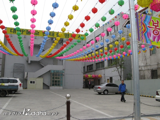 ������ �Ѻ��ǿ� ��ġ�� ������ ����. ��������� ��â�̴�. 