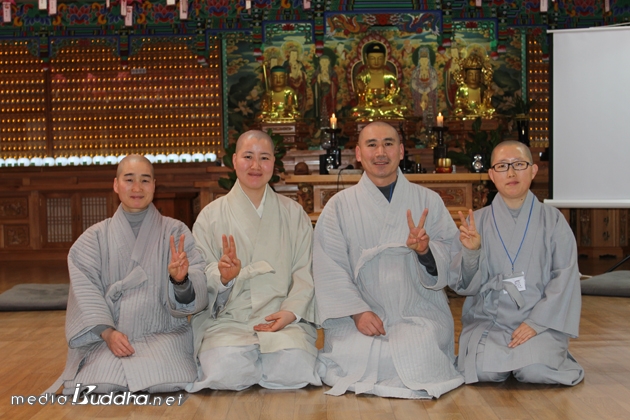 '³» ¸¶À½ ¹Ù·Îº¸±â' ¼ö¾÷ÀÇ °øµ¿±³¼öÁø. »çÁø Á·κÎÅÍ ¹«°ü, ÇöºÀ, ¸¶°¡, Áö¿ä ½º´Ô.